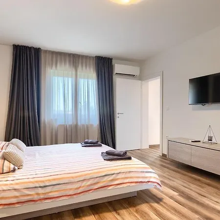 Magica Villa *